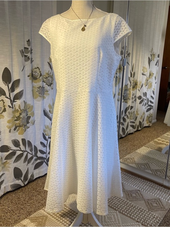 Anne Klein Dresses & Skirts - Anne Klein White Eyelet Midi Dress